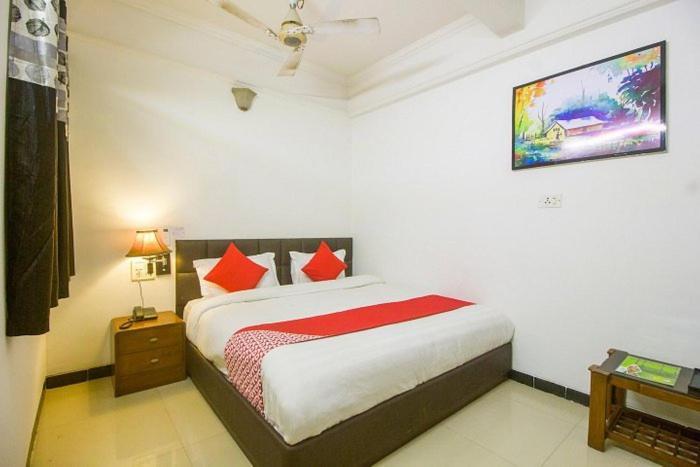 Blossom Suites Bangalore Luaran gambar