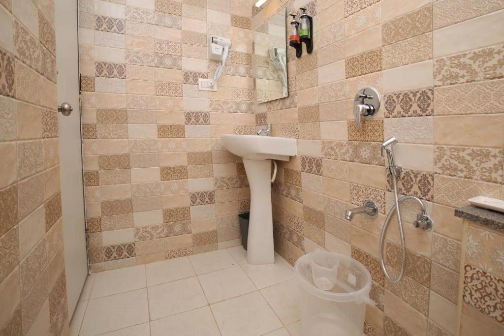 Blossom Suites Bangalore Luaran gambar