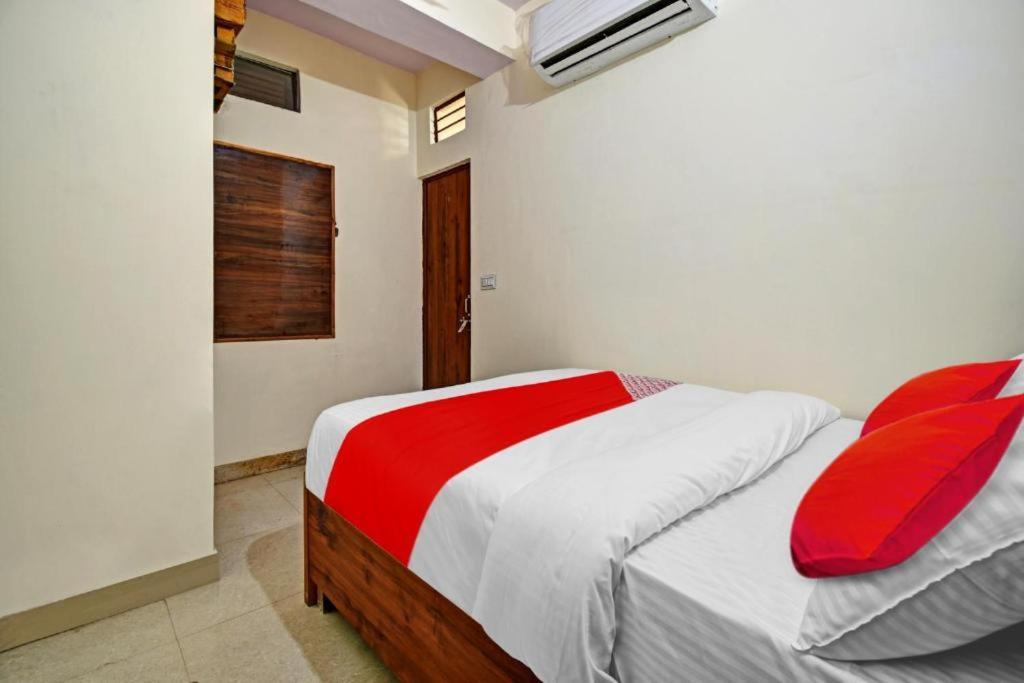 Blossom Suites Bangalore Luaran gambar
